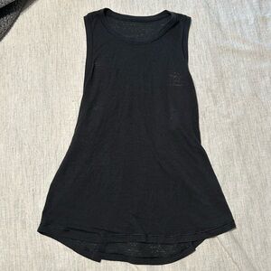 Lululemon Black Muscle Tank Top Lightweight Sheer Curved Hem